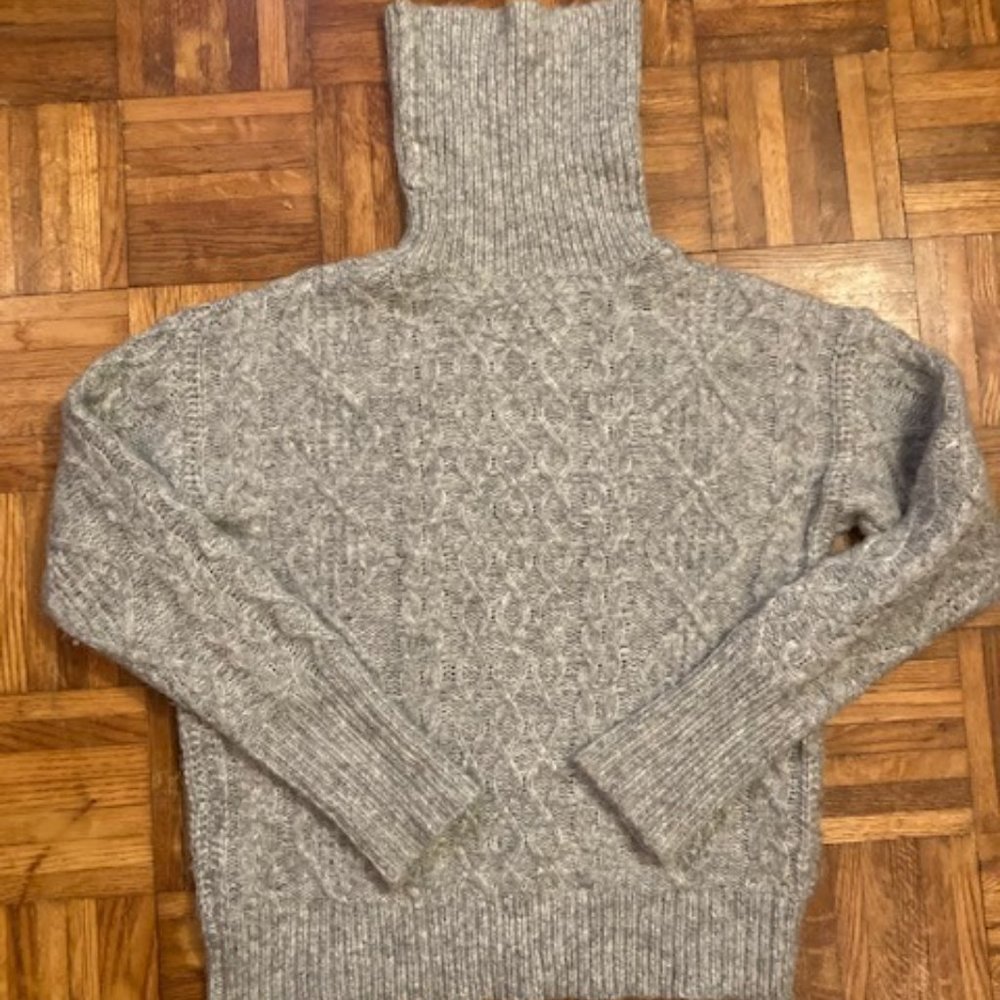 Olivaceous Gray Wool-Blend Turtleneck Sweater Size Small